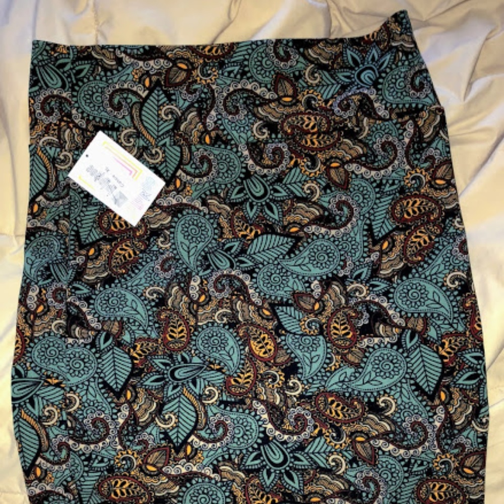 LuLaRoe - Xlarge Cassie Skirt - New with Tag
